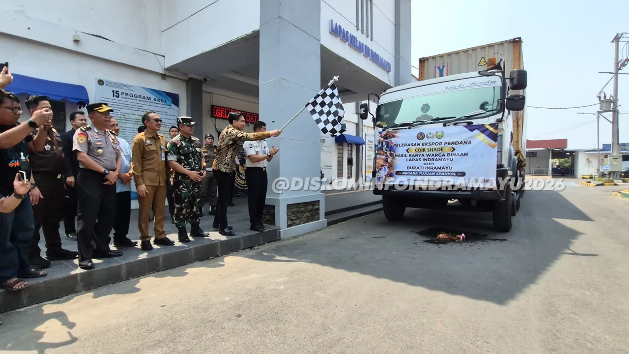 Perdana Bupati Lucky Hakim Lepas Ekspor Coir Shade Karya Warga Binaan Lapas Indramayu Ke Spanyol